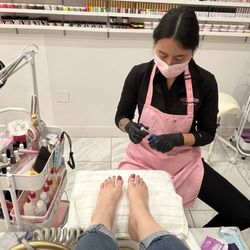 Reborn Lounge - Perfect Pedicure by Pauline Thank you !