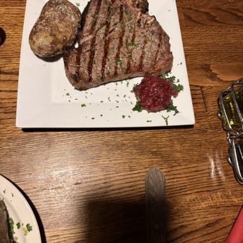 Bynum's Steakhouse - Steakhouses Near Me - Indianapolis, Indiana