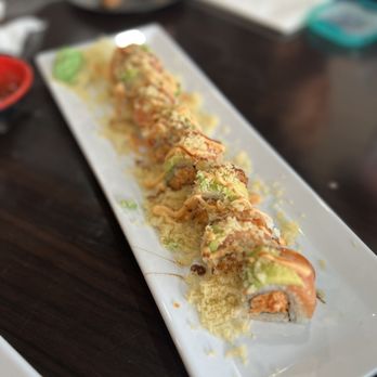 Goku Sushi Restaurant - Mango Crunch Roll - Japanese Near Me - Morgan Hill, California Goku Sushi Restaurant - Mango Crunch Roll - Japanese Near Me - Morgan Hill, California
