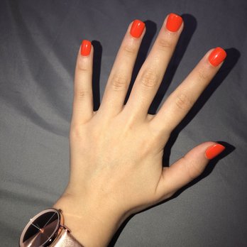 V2 Nail and Spa - Nail Salons Near Me - Brooklyn, New York