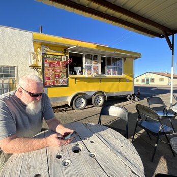 El Burrito Loco - Me and the old man waiting for the goodness to be bestowed! I felt like a groom waiting for his bride at the alter. - Food Trucks Near Me - Pecos, Texas El Burrito Loco - Me and the old man waiting for the goodness to be bestowed! I felt like a groom waiting for his bride at the alter. - Food Trucks Near Me - Pecos, Texas