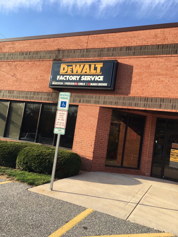 DEWALT FACTORY STORE Updated September 2024 2201 Industrial Hwy