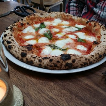 Farmshop - Tomato pizza - Breakfast & Brunch Near Me - Larkspur, California