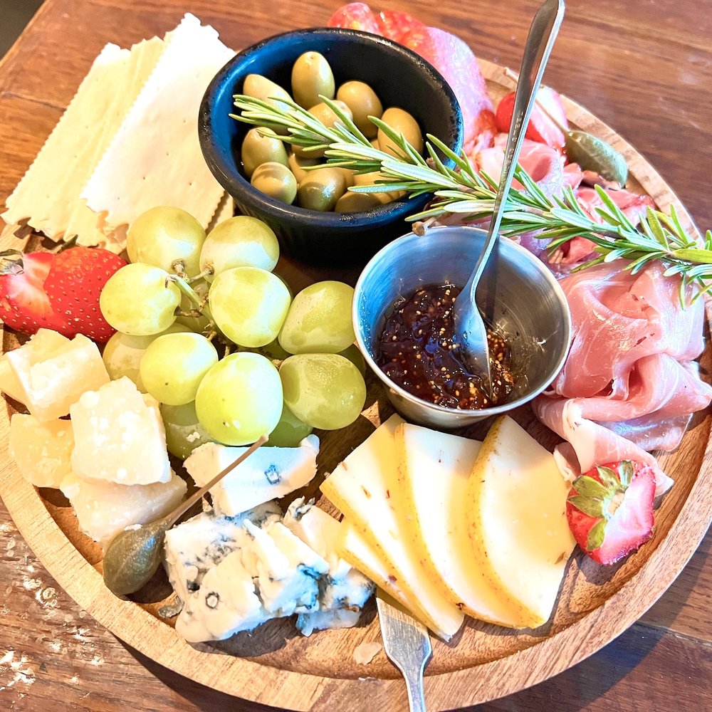 ALOHA STEAK HOUSE 886 Photos & 327 Reviews 364 Seaside Ave, Honolulu, HI Yelp