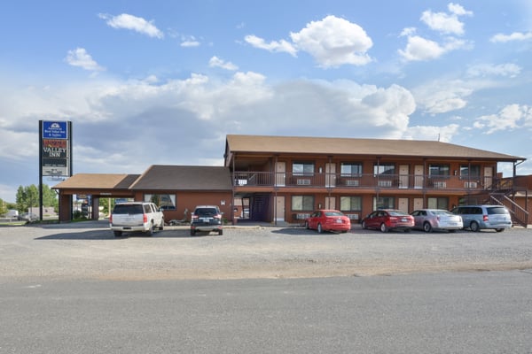 Red Ledges Inn by null