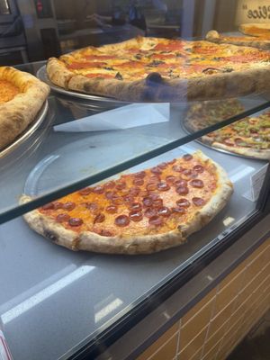 Norm's Pizza by null