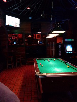 JR's Bar & Grill by null