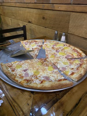 Bella Trattoria E Pizzeria by null