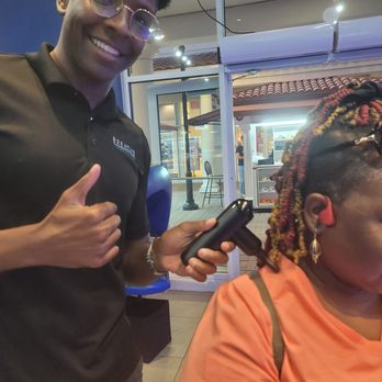 Breathe Modern Wellness Bar - Oxygen Bartender (Malik) changed my whole day with therapy and the sale of a special product. Thank you for the advice. - Oxygen Bars Near Me - Orlando, Florida