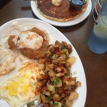 Randy's Bistro - Chicken fried steak was really good. Tender and the gravy was very good - American Near Me - Lodi, California Randy's Bistro - Chicken fried steak was really good. Tender and the gravy was very good - American Near Me - Lodi, California