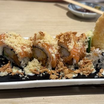 Sushi REV - Salmon Crunch Roll - Sushi Bars Near Me - Rowland Heights, California