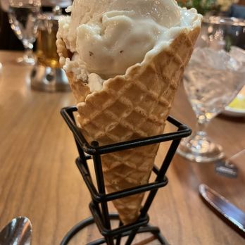 The Keeter Center - Banana pudding ice cream on waffle cone - Hotels Near Me - Point Lookout, Missouri The Keeter Center - Banana pudding ice cream on waffle cone - Hotels Near Me - Point Lookout, Missouri