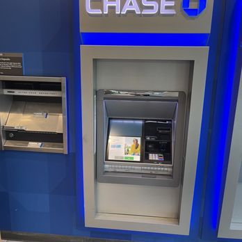 Chase Bank - Banks & Credit Unions Near Me - Dublin, California