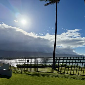 Maui Seaside Hotel - Hotels Near Me - Kahului, Hawaii Maui Seaside Hotel - Hotels Near Me - Kahului, Hawaii