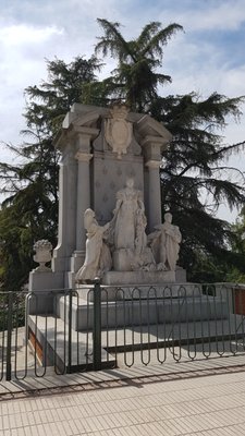 Photo of Parque del Oeste - Madrid, M, ES. Monument along the way