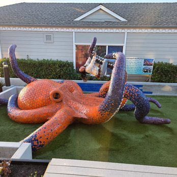 Morro Bay - Area for kids (or adults) to play. - Landmarks & Historical Buildings Near Me - Morro Bay, California