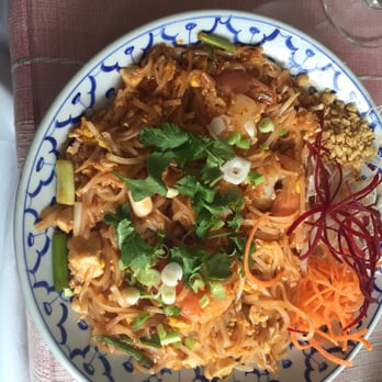 King and I - Shrimp pad Thai - Thai Near Me - Nyack, New York King and I - Shrimp pad Thai - Thai Near Me - Nyack, New York