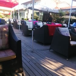 Cafe De Villa - Huzur dolu bahce