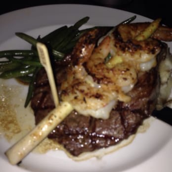 Yard House - Ribeye and shrimp with mashed potatoes and green beans. - New American Near Me - Palmdale, California