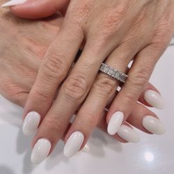 Lolly Nail Salon