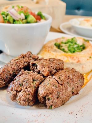 Oren's Hummus by null