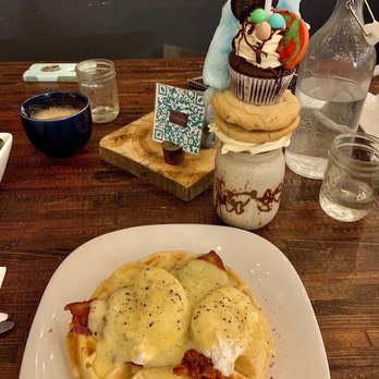 Confections Cake - Eggs Benny & Oreo skyscraper milkshake - Desserts Near Me - St. Albert, Alberta Confections Cake - Eggs Benny & Oreo skyscraper milkshake - Desserts Near Me - St. Albert, Alberta