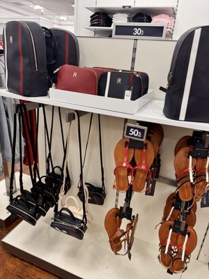 Tommy Hilfiger by null