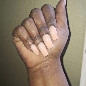 Gloss Nails & Spa - Nail Salons Near Me - Austin, Texas