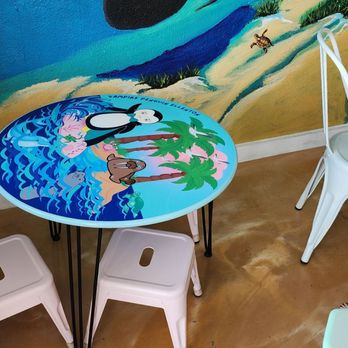Vampire Penguin - Cute kids table. - Shaved Snow Near Me - Ellenton, Florida