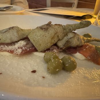 Mare e Monte - Carciofi al Tartufo - Italian Near Me - San Antonio, Texas