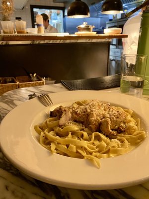Elvie's by null