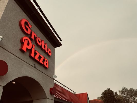 Grotto Pizza & the Skybox Sports Bar by null