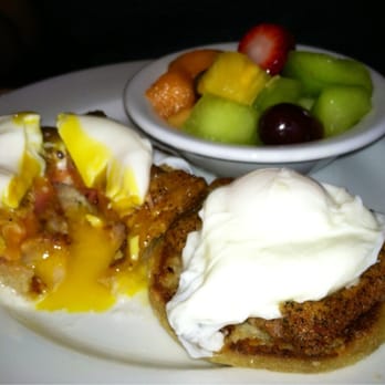 Hidden Cafe - Seared Ahi Tuna Benedict - New American Near Me - Camarillo, California Hidden Cafe - Seared Ahi Tuna Benedict - New American Near Me - Camarillo, California