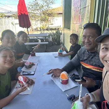 Maili Shave Ice and Snacks - Desserts Near Me - Waianae, Hawaii