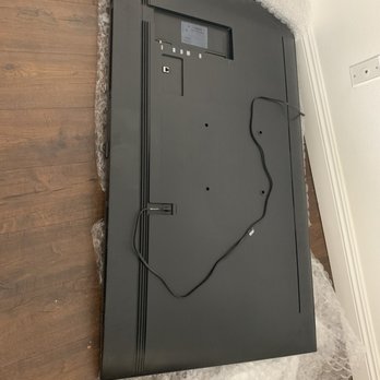 TierOne Movers - They lost the legs that hold up my Samsung TV - Movers Near Me - San Diego, California