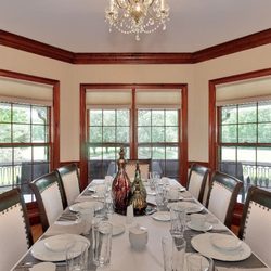 Pleasanton Courtyard Bed and Breakfast - Have breakfast in the formal dining room