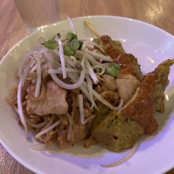 Sticky Rice - Chicken Pad Thai and chicken satay - Thai Near Me - New York, New York Sticky Rice - Chicken Pad Thai and chicken satay - Thai Near Me - New York, New York