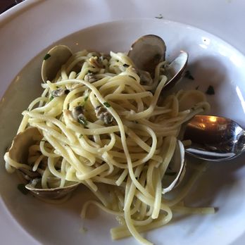 The Florentine Cafe - Linguini Vongole - Italian Near Me - Boston, Massachusetts