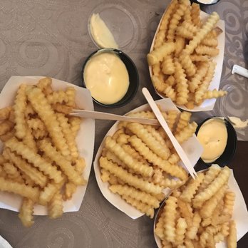 Shake Shack Staten Island Mall - New Springville - Burgers Near Me - Staten Island, New York Shake Shack Staten Island Mall - New Springville - Burgers Near Me - Staten Island, New York