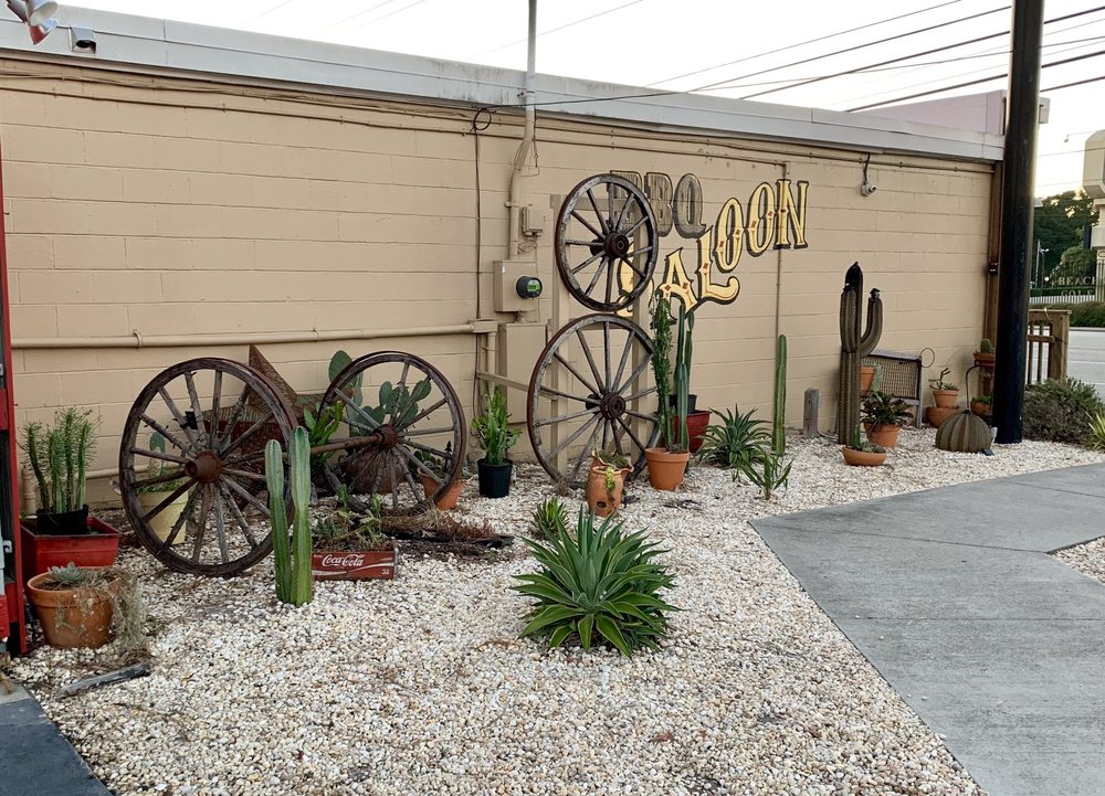 Loving the outside Yelp