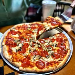 Tony's New York Pizza - Pepperoni and Mushrooms