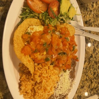 Menuderia Guanajuato - Huevos rancheros - Mexican Near Me - Phoenix, Arizona Menuderia Guanajuato - Huevos rancheros - Mexican Near Me - Phoenix, Arizona
