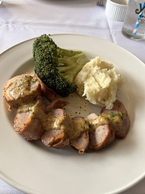 The New York Restaurant by null