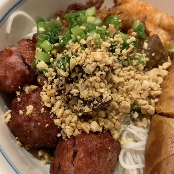 Pho Filet 2 - Meatballs - Vietnamese Near Me - Rosemead, California Pho Filet 2 - Meatballs - Vietnamese Near Me - Rosemead, California