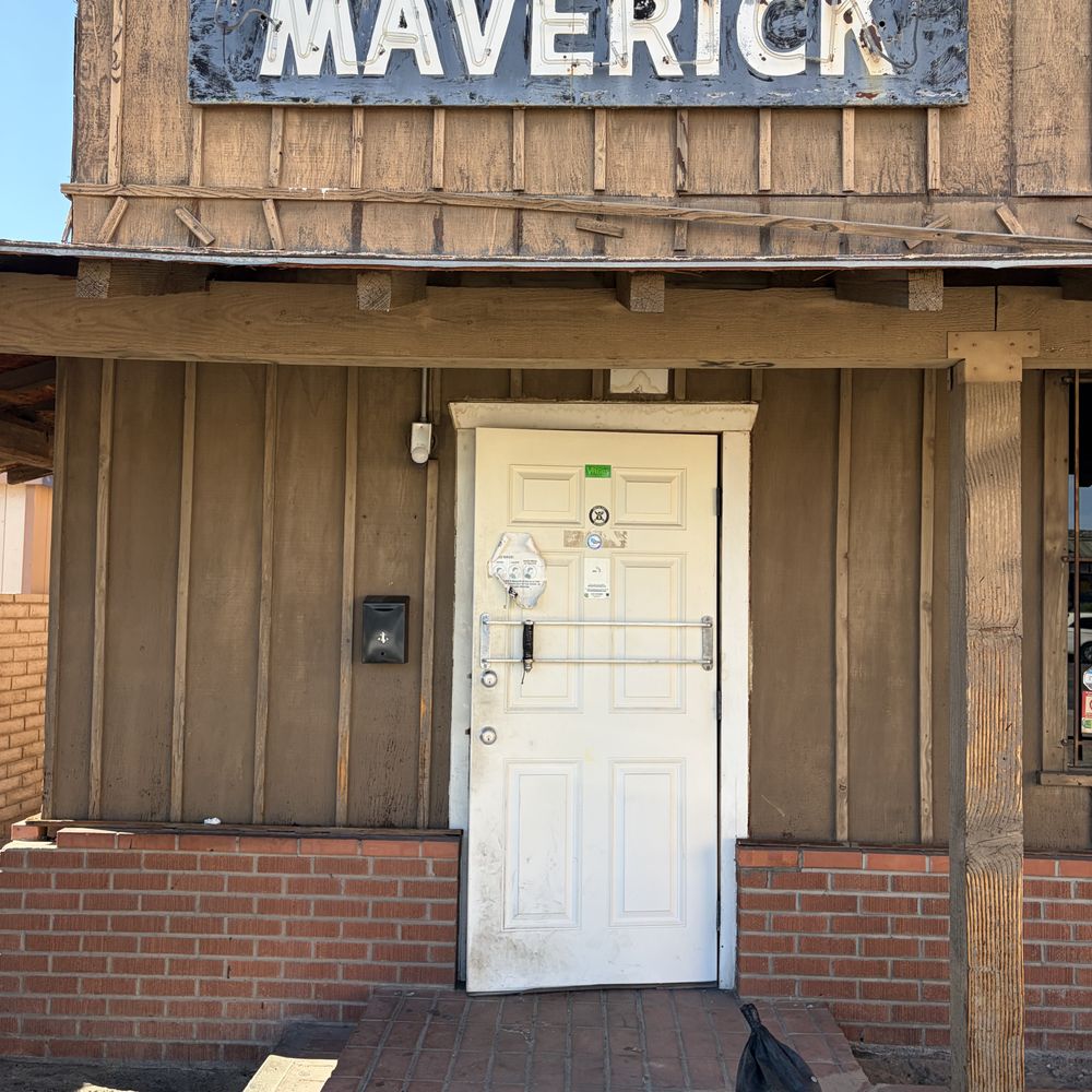 Maverick Inn - Nightlife Near Me - Yuma, Arizona Maverick Inn - Nightlife Near Me - Yuma, Arizona