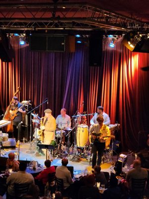Dimitriou's Jazz Alley by null