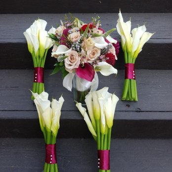 Huyen Flowers - Florists Near Me Huyen Flowers - Florists Near Me