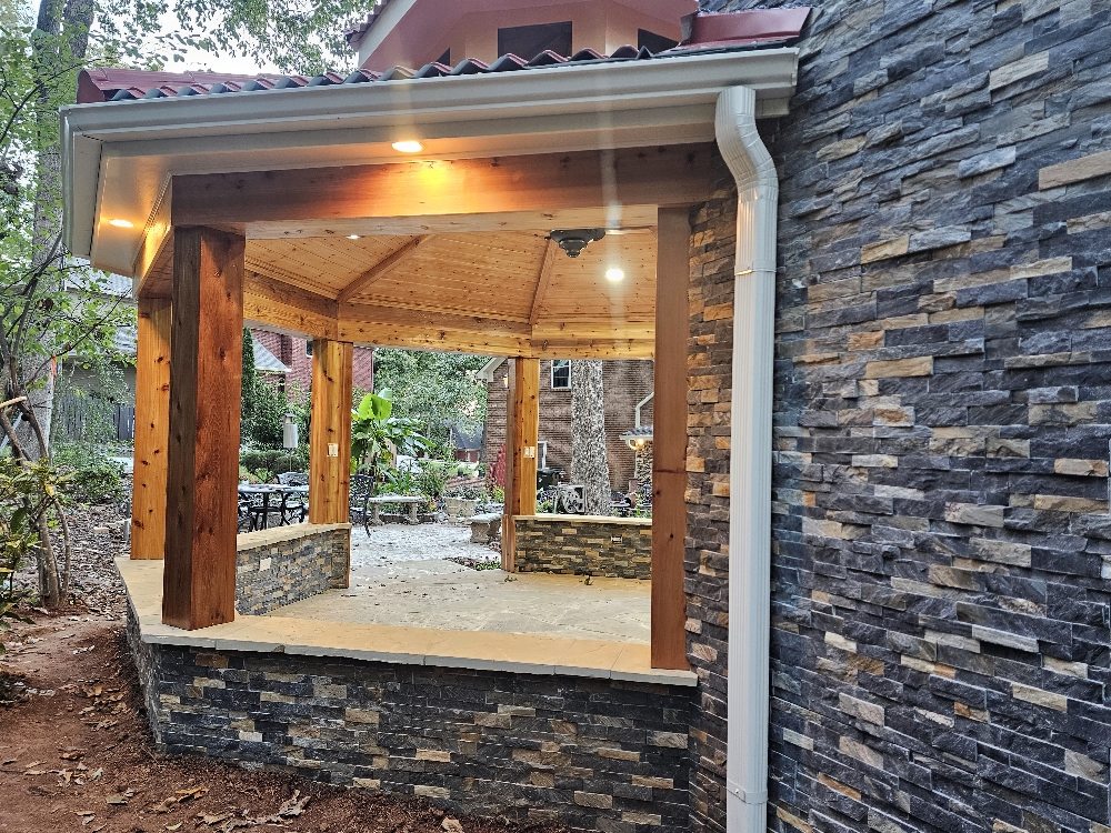 Slide of American Construction & Roofing