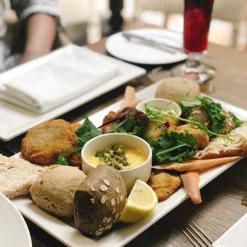 Swan Hotel - The sharing board - Hotels Near Me
