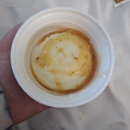 Is this order of mashed potatoes & gravy a joke?? Is this order of mashed potatoes & gravy a joke??